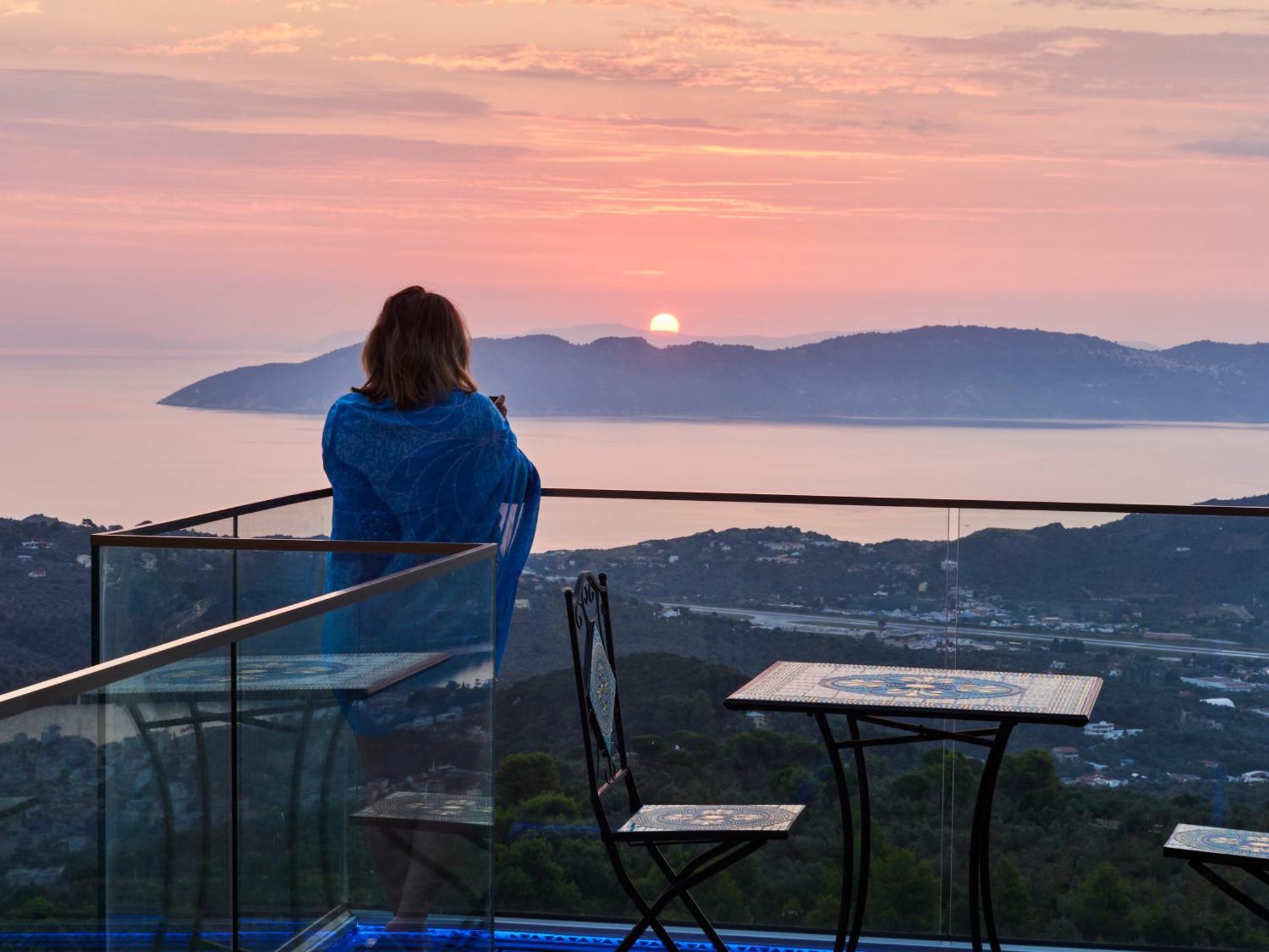 Sky Sea Resort Skiathos Eksteriør billede