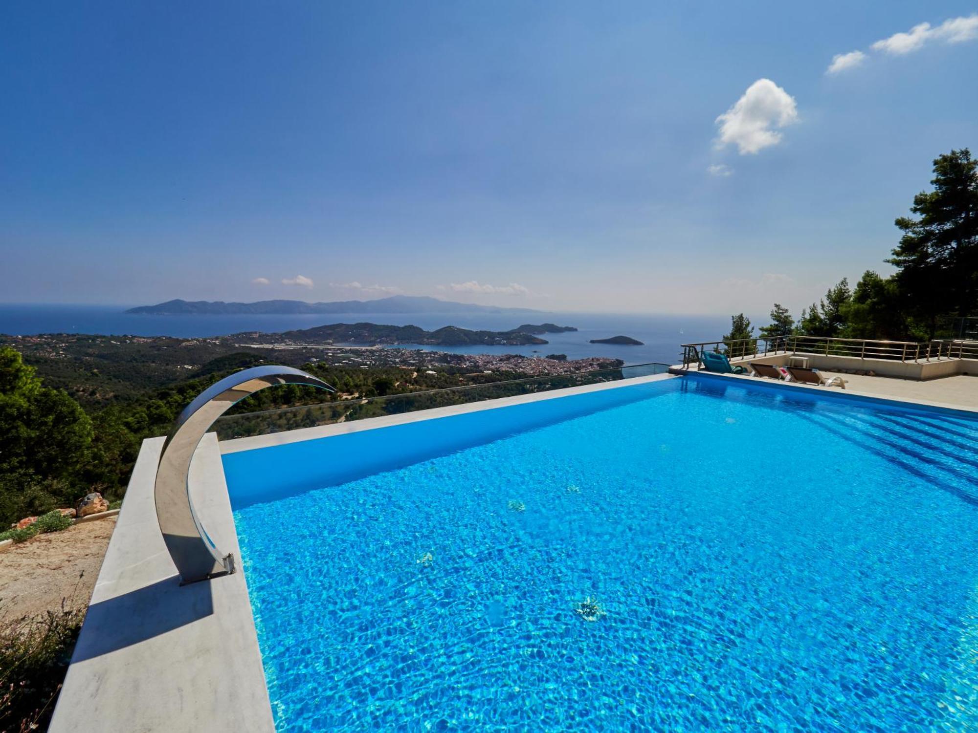 Sky Sea Resort Skiathos Eksteriør billede