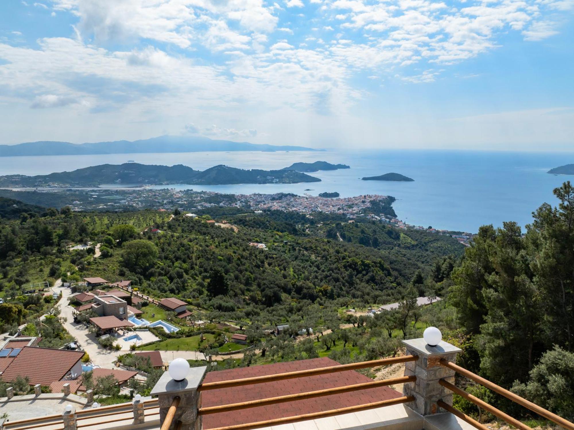 Sky Sea Resort Skiathos Eksteriør billede